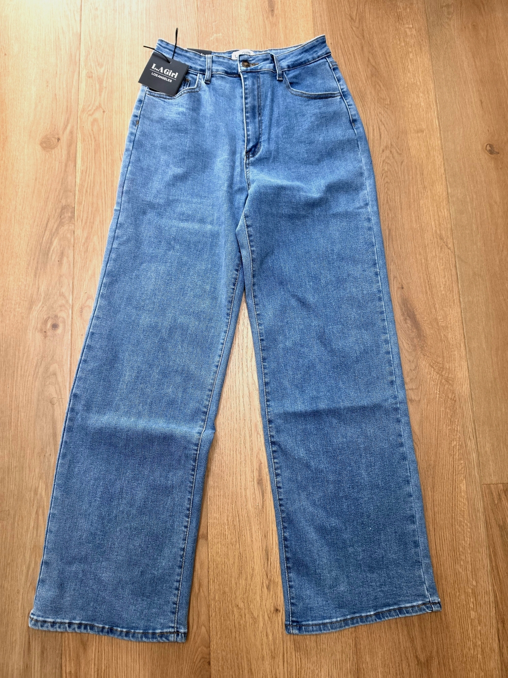 L.A. Girl High Rise Wide Leg Jeans Size 11 NWT Stretch Light Wash
